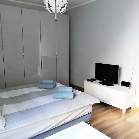 Gdynska Bryza Apartament 公寓 *